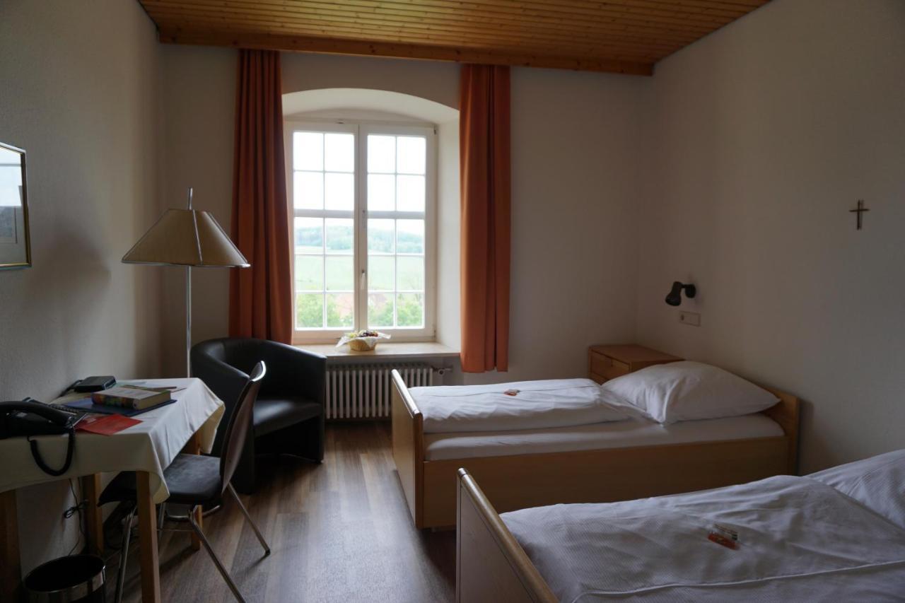 Tagungshaus Im Kloster Neresheim Ξενοδοχείο Εξωτερικό φωτογραφία